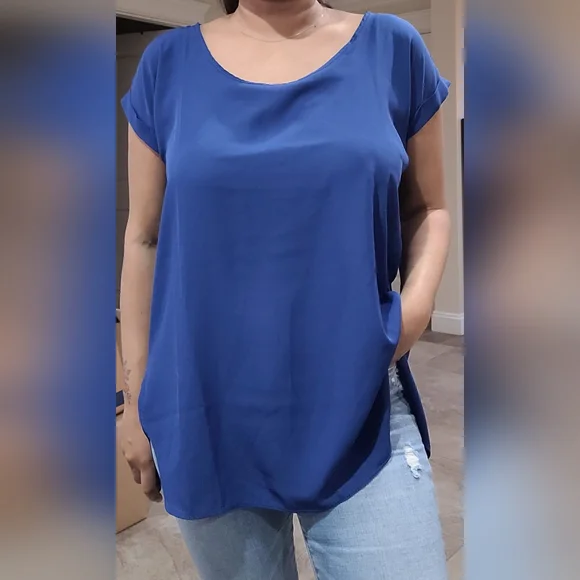 Blouse - Picture 2 of 2